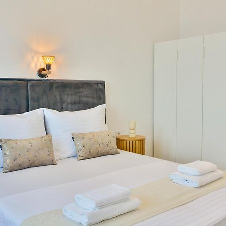 Apartman Elena Сен Екстериор снимка